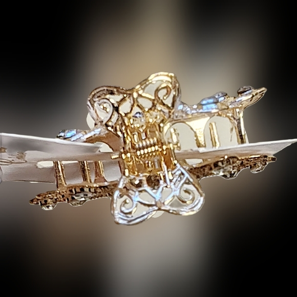 NWT Medium Rhinestone Gold Enamel Claw Hair Clip! - Picture 6 of 16